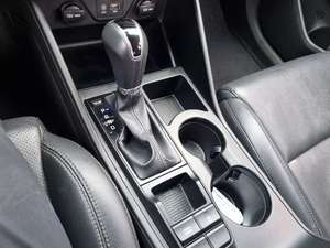 รถ Tucson SUV ปี 2020 สีขาว มือสอง เครื่องยนต์เทอร์โบดีเซล เกียร์ออโต้ เบาะหนัง จอสัมผัส 5 ประตู สำหรับการเดินทางในเมือง - Product Image 4