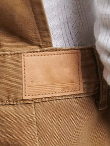 Salopette en jean vintage personnalisée OEM pour femme, design tendance 2026, pour un port quotidien estival confortable et élégant - Product Image 4