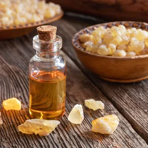 Huile Essentielle d'Encens de Haute Qualité Distillée à la Vapeur, Huile de Boswellia pour Cosmétiques, Aromathérapie, Spa, Massage, Fabricant en Gros - Product Image 3