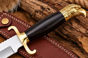 Cuchillo Bowie de Acero Inoxidable con Hoja Dentada, Mango de Latón con Diseño de Águila y Guarda de Latón, Duradero para Exteriores - Product Image 2