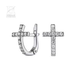 Pendientes de Aro con Diseño de Cruz de Oro de 14K y Diamantes, Fabricante de Joyería Fina de Lujo - Product Image 1