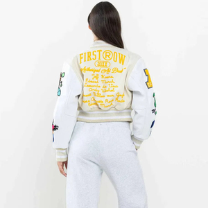 Chaqueta Corta de Mujer con Bordado Chenille Acolchado de Alta Calidad, Personalizada, Transpirable, Resistente al Viento y Ecológica - Product Image 4
