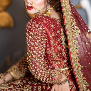 Lehenga nupcial real con bordados elegantes, vestido de novia para la novia, lehenga nupcial elegante para fiestas. - Product Image 5