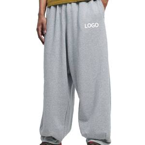 Pantalons de sport pour hommes conçus pour le fitness et l'entraînement, production de vêtements personnalisés - Product Image 2