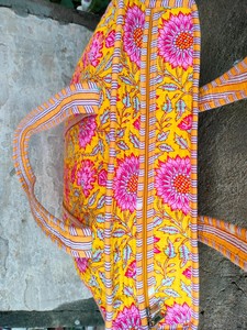 Sac fourre-tout en coton matelassé jaune vibrant de style bohème de haute qualité, élégant, artisanal, grand sac à bandoulière - Product Image 4