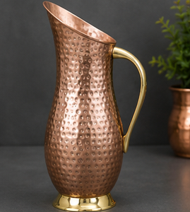 Carafe en cuivre martelé avec poignée en laiton, style vintage, grande capacité, pour la salle à manger, artisanale, Tamra Jal - Product Image 4