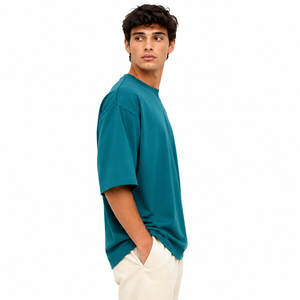T-shirt homme surdimensionné aux proportions généreuses, tissu doux et léger, confort décontracté, idéal pour le streetwear décontracté et les voyages. - Product Image 2