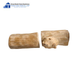 Juguete Ecológico para Mascotas de Madera de Café Natural y Cáscara de Coco Seca, Seguro para Mascotas, Binh Thuan, Vietnam - Product Image 1