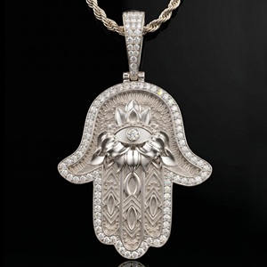 Collar con Colgante de Mano de Hamsa Chapado en Oro Sólido de 14K, Cadena Cubana Unisex con Engaste de Zirconia, Ideal para Regalo de Aniversario y Boda - Product Image 3