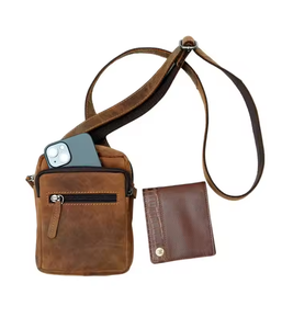 Sac à bandoulière en cuir pour homme de qualité supérieure, sac de voyage compact à bandoulière avec sangle réglable, multi-poches, petit sac de transport - Product Image 1