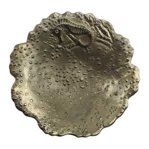 Bol en métal artisanal écologique et durable avec motif vintage sculpté pour le service de repas de mariage et les cadeaux - Product Image 5