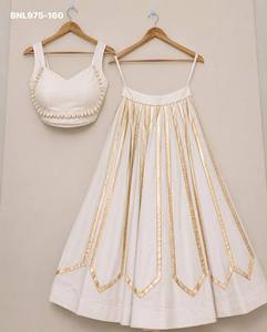Nuevo lehenga de rayón con diseño Gota Patti y vuelo completo - Trabajo artesanal Kodi y blusa elegante a juego. Proveedor indio. - Product Image 6