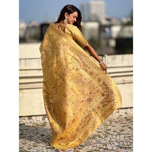 Sari de Seda Kora Premium Leheriya Meenakari Zari Tejido con Pallu de Estampado Floral Elegante y Blusa de Brocado - Product Image 1