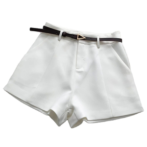 Shorts blancs taille haute pour femme, couleur unie, fermeture boutonnée, ceinturés, style minimaliste, tissu tissé, coupe droite, anti-plis - Product Image 1