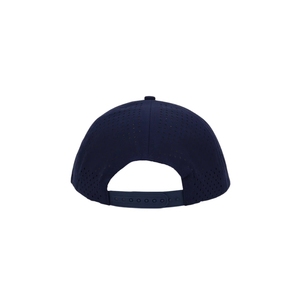 Casquette de golf respirante perforée au laser à marque privée, structurée 5 panneaux, avec patch logo personnalisé, ajustable, haute performance, Vietnam - Product Image 5