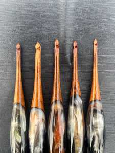 Handmade Luxury Resin & Wood <b>Crochet</b> <b>Hook</b> Attractive Knitting Hand Knitting Tool Resin Inlay Design Needles for <b>Crochet</b> - Product Image 3