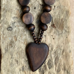 Modern Resin <b>Necklace</b> for Women with Artistic Flower and Fairy Designs, Perfect Accessory for Weddings and Parties - Product Image 1