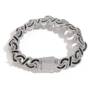 สร้อยคิวบาลิงค์ฮิปฮอปสุดเทรนดี้ ประดับเพชร CZ ระยิบระยับ สำหรับแฟชั่นแนวสตรีทและชุดไปงานเทศกาลดนตรี - Product Image 4