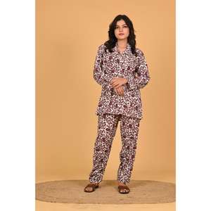 Conjunto de Pijama de Verano Ligero de Poliéster Crepé Estampado para Mujer, Ropa de Dormir Suave y Cómoda, Ropa de Noche Informal y Elegante - Product Image 3