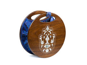 Bolso de mano de lujo contemporáneo con incrustaciones de MOP y diseño artesanal de nácar para bodas, fiestas y eventos festivos - Product Image 4