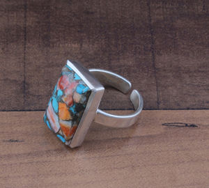 Anillo de Plata de Ley con Bisel de Turquesa y Concha de Ostra, Anillo Clásico Rectangular con Incrustaciones de Concha Espinosa, Venta al por Mayor - Product Image 3