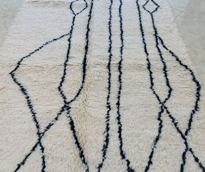 Alfombra Persa Marroquí Hecha a Mano, de Lana Multicolor Blanca y Negra, Ecológica, Antideslizante, con Patrón de Pelo Medio para Sala de Estar - Product Image 5