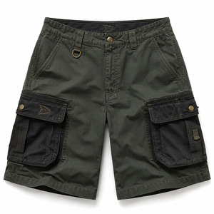 Shorts cargo Y2K personnalisés pour hommes, surdimensionnés, vert forêt foncé, en ripstop, style streetwear tactique avec panneaux de poches noirs - Product Image 2