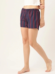 Shorts en coton rayé bleu marine pour femme, taille élastique, tricoté, respirant, décontracté, coupe régulière, taille mi-haute - Product Image 1