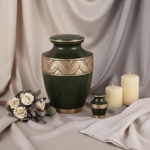 Urne funéraire en métal motif cerisier Sakura avec finition turquoise pour cendres commémoratives et hommage funéraire - Product Image 5