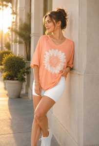 เสื้อยืดผู้หญิงฤดูร้อน สีกรมท่า ผ้าฝ้ายนุ่ม สวมใส่สบาย แขนสั้น ระบายอากาศได้ดี คุณภาพสูง ปรับแต่งได้ ลายดอกไม้ ทรงหลวมไหล่ตก - Product Image 3