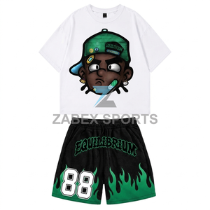 Camiseta gráfica personalizada de cuello redondo para hombre con pantalones cortos a juego, conjunto de moda de verano, camiseta gráfica de moda urbana para hombre y informal - Product Image 1
