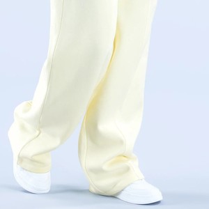 Pantalon de jogging évasé en molleton de coton pour femme avec logo personnalisé, poches, taille élastique et cordon de serrage, longueur intégrale, vente en gros - Product Image 6