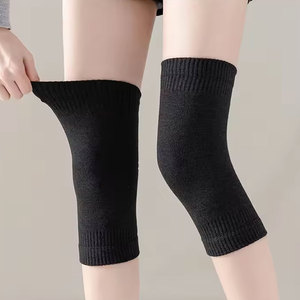Jambières tricotées rouges, couleur unie, épaisseur moyenne, pour garder au chaud, usage quotidien, design extensible et sans couture pour femmes - Product Image 3