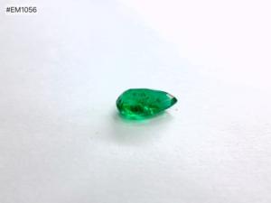 Esmeralda Zambiana Natural 100% en Forma de Pera de 4.97ct, Gema Suelta Premium con Claridad Excelente y Color Vibrante para Joyería de Colgantes y Anillos - Product Image 3