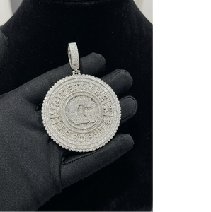 Pendentif pièce de monnaie en moissanite, médaillon serti de pierres, bijoux hip-hop, collier rond imposant, breloque, cadeau de luxe pour hommes et femmes - Product Image 1