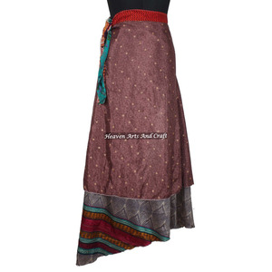 Jupe longue en soie réversible Magic 38 pouces, style bohème, pour femme, avec décolleté halter et 2 couches, type sari - Product Image 1