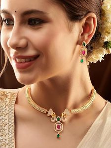 Ensemble collier et boucles d'oreilles en alliage plaqué or avec zircon, design classique pour femmes, bijoux de mariage - Product Image 3