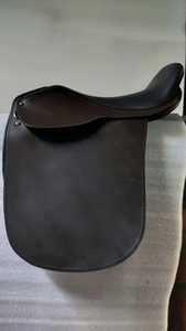 Silla de Montar Inglesa de Cuero Genuino, Estilo Western, para Carreras de Caballos y Doma Clásica, al Mejor Precio - Product Image 3