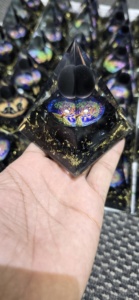 Esfera de Obsidiana Negra, Virutas de Turmalina Negra, Árbol de la Vida, Pirámide de Orgonita Nubiana - Product Image 3