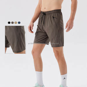 Short de jogging de gymnastique respirant Sports Running Activewear Zip Pocket Workout Reflective Strip Shorts - Product Image 1