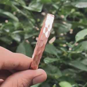 Pulsera Ajustable de Cobre Puro Martillado y Pulido Hecha a Mano por Artesanos Reales, Estilo Vintage, para Terapia de Artritis, para Mujer, India - Product Image 3