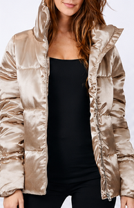 2024 Logo personnalisé Satin Puffer Veste Brodé Motif Laine À Capuche ODM Varsity Veste Fermeture À Glissière Hiver Condition Printemps - Product Image 5