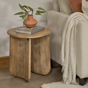 Table d'appoint en bois de qualité meublier, fabriquée pour sa robustesse, sa stabilité et son utilisation à long terme - Product Image 3