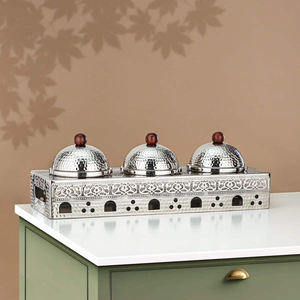 Ensemble de service élégant Or et Argent – Bol perforé contemporain et Boîte à souvenirs hexagonale moderne - Product Image 3