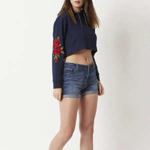 Sweat-shirt à capuche décontracté pour femme, personnalisable, en tissu jersey écologique, à manches longues et cordon de serrage, idéal pour l'hiver - Product Image 4