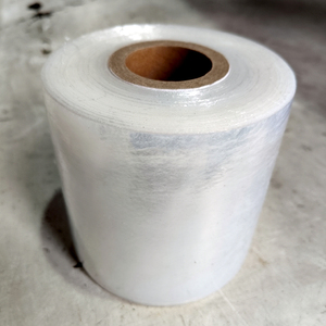 Copos de PET Reciclado de Alta Demanda, Grado Película, Transparentes, Azules y Verdes, Fibras de Calidad Premium para Uso Alimentario - Product Image 2