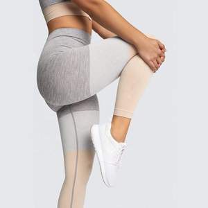 Conjunto Deportivo Elegante para Mujer, Leggings y Sujetador Deportivo Elásticos para Yoga, Gimnasio, Running, Ejercicio, Fitness y Actividades - Product Image 5
