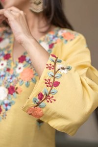 Conjuntos de Kurti y Pantalón de Crepé Francés Puro para Mujer - Product Image 6