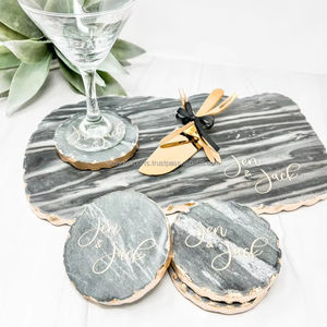 Posavasos Redondos de Mármol Ecológicos Personalizados de Primera Calidad, Clásicos y Elegantes con Ribete Dorado, que Mejoran la Decoración del Hogar y son Ideales para Regalar - Product Image 1
