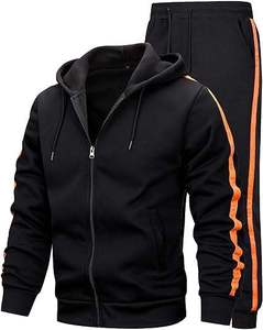 Ensemble de survêtement noir à capuche pour homme avec rayures orange, sweat-shirt à fermeture éclair intégrale et pantalon, tenue décontractée pour l'automne - Product Image 1